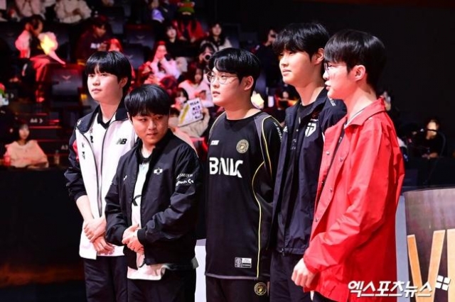 Xác định hai đội vào chung kết LCK Season Opening 2025