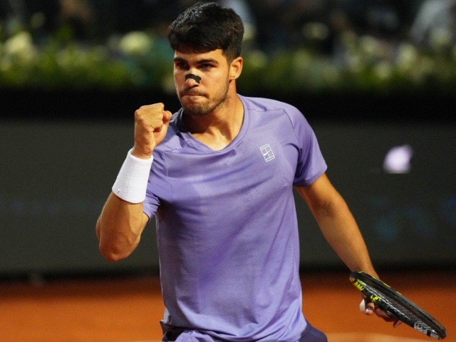 Alcaraz, Zverev vào vòng 1/8 Rome Masters 633710