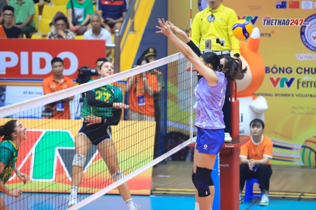Bóng chuyền nữ Việt Nam thắng đậm trận ra quân VTV Cup 2025 657156