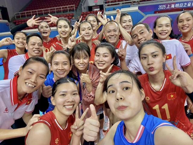 Bóng chuyền nữ Việt Nam tích cực chuẩn bị cho SEA V.League 2025 669391