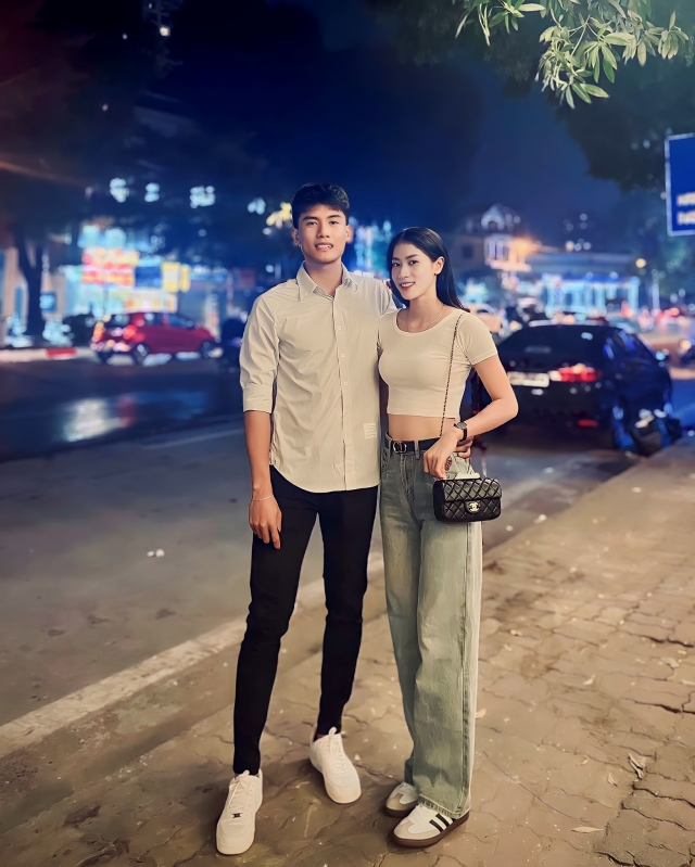 Kiều Trinh, Quốc Sự