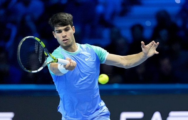 HLV Juan Carlos Ferrero quan ngại tình trạng sức khỏe của Carlos Alcaraz 555848
