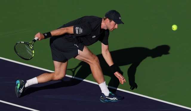 Djokovic thua 'Ác mộng của Alcaraz' ngay ở vòng 1 Indian Wells 2025 602253