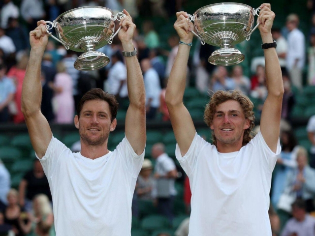 Truyền dịch tĩnh mạch, nhà vô địch Grand Slam bị cấm thi đấu 18 tháng-627746
