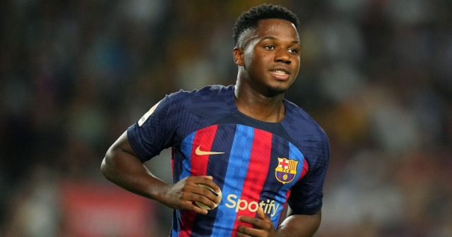 Chi 59 triệu Euro, Arsenal chiêu mộ thần đồng xuất sắc nhất Barca? 317641