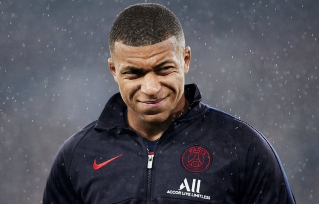 'Chủ tịch' Mbappe nổi cơn thịnh nộ, một ngôi sao sẽ khăn gói rời PSG? 335544