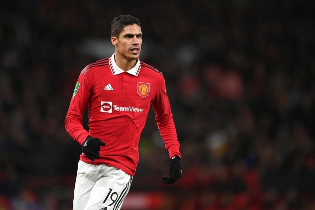 MU chốt giá bán, Varane có ngay bến đỗ vĩ đại châu Âu săn đón 362177