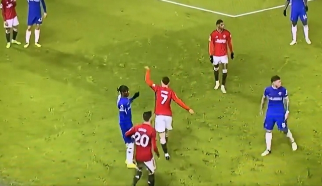 Cắt đứt tình nghĩa, Mason Mount và Chelsea đối đầu nảy lửa 436940