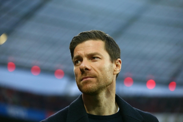 Nâng cấp tuyến giữa, MU chọn chiêu mộ Xabi Alonso mới 502849