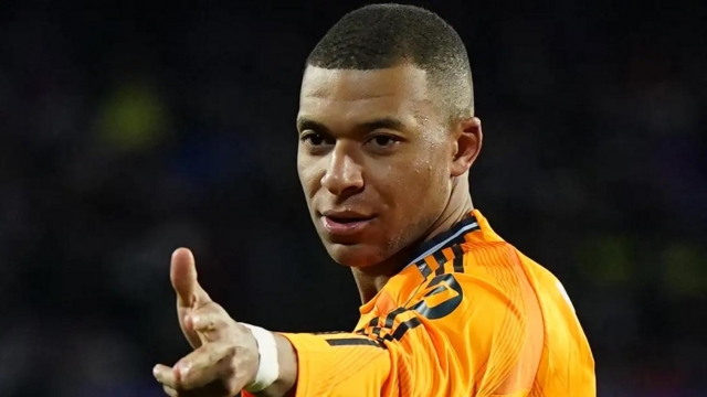 Mbappe đưa ra tuyên bố khiến cả châu Âu run rẩy!-587581