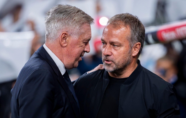 Hansi Flick thốt lên 1 điều về Ancelotti sau khi Barca vô địch Cúp nhà Vua 626612