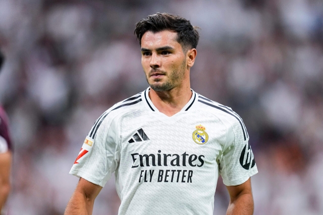 Real Madrid cân nhắc chia tay 1 ngôi sao sau trận thua Barca
