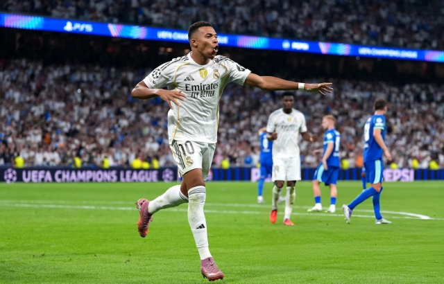 Kết quả - tỷ số Real Madrid vs Marseille: Ngược dòng, thẻ đỏ và Mbappe!