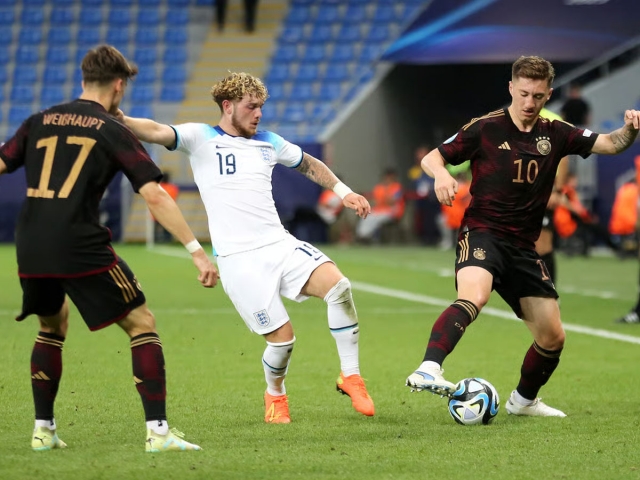 U21 Anh và U21 Đức tái đấu ở trận chiến cuối cùng (Ảnh: Eurosport)