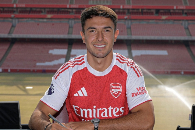 zubimendi-arsenal-chuyen-nhuong