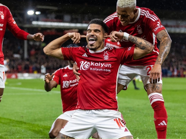 Cả hai đội đều đang trong quá trình chuẩn bị tích cực cho mùa giải mới (Ảnh: ESPN)
