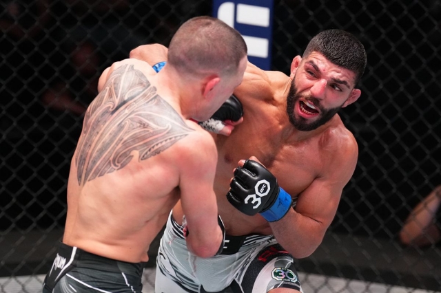 UFC on ESPN kết thúc nghẹt thở: 13 trận đánh đỉnh cao, nghẹt thở đại chiến Albazi - Kara-France