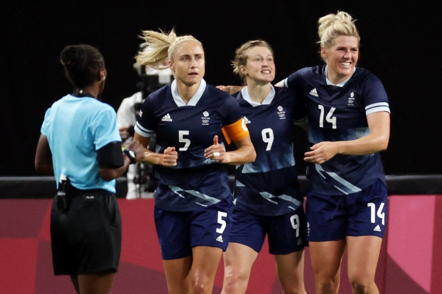 Lịch thi đấu bóng đá hôm nay 24/7: Sôi động Olympic 64471