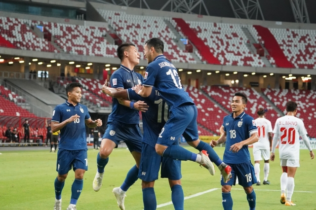 HLV Thái Lan lên tiếng khi bị tố cáo trận thắng ở AFF Cup 'có mùi'-94881