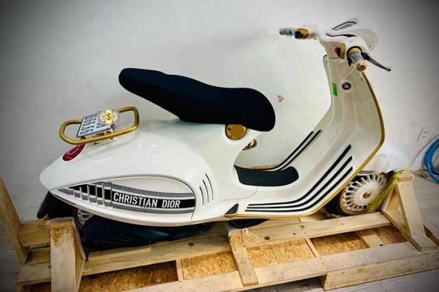 Vespa 946 Christian Dior được 'thổi giá' ngang Mercedes-Benz GLC 300 nhờ chi tiết này 183246