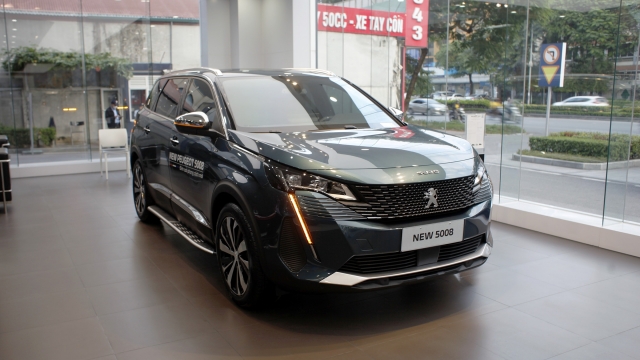 Vừa tăng giá bán, Peugeot 'vội' tung ưu đãi 'khủng', cao nhất 70 triệu đồng 190524