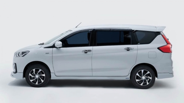Suzuki Ertiga Hybrid 2022 chính thức ra mắt Việt Nam, giá từ 539 triệu đồng 194304
