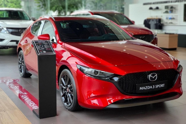 Mazda 3 'mạnh tay' giảm đến 60 triệu đồng, cạnh tranh luôn với Honda City và Toyota Vios 194678