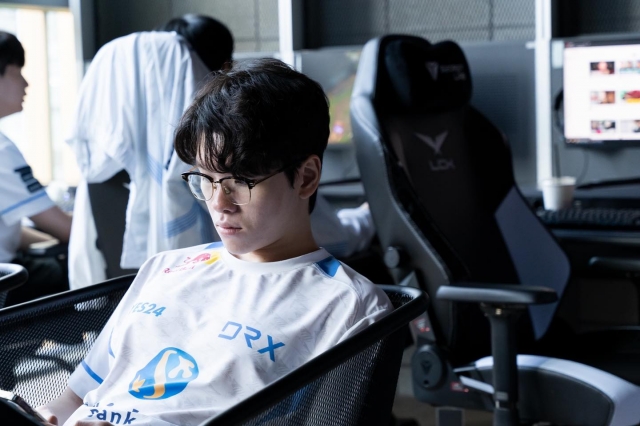 Trực tiếp vòng loại khu vực LCK hôm nay: LSB vs DRX 181530