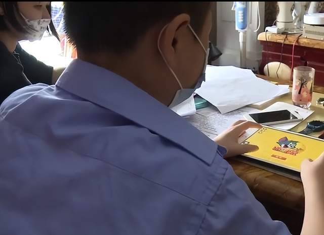 Trung Quốc: 'Con trai cưng' nạp 600 triệu vào game khiến bố mẹ phải bán nhà 182863