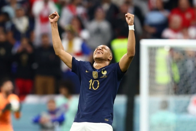 Messi và Mbappe cạnh tranh 2 danh hiệu lớn bậc nhất tại World Cup 2022 231275