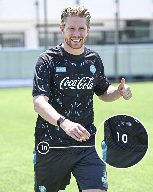 Kevin De Bruyne sẽ thừa kế 'di sản' của huyền thoại Maradona? 666437