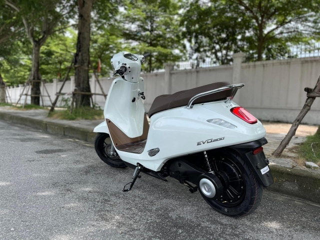 Lô xe VinFast Evo 200 đầu tiên chính thức được bàn giao, giá 22 triệu đồng 194478
