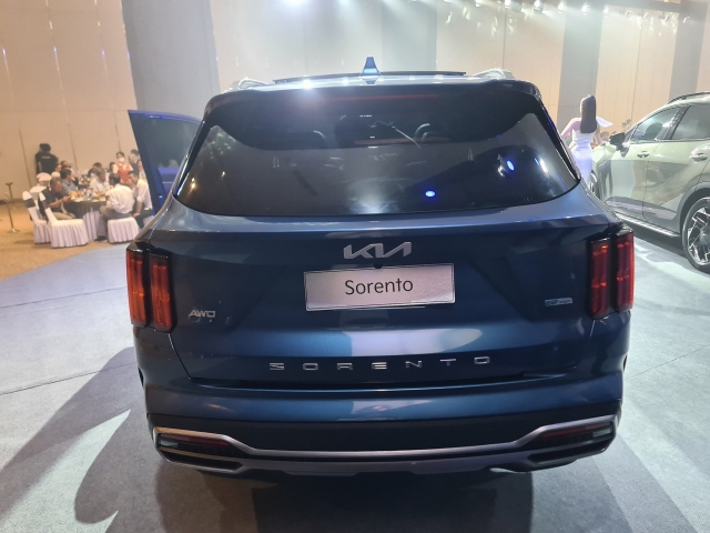 kia-sorento-hybrid-8