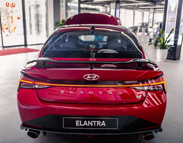 hyundai-elantra-n-3-1674699087.jpg