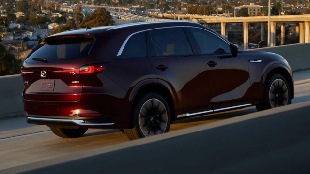 mazda-cx-90-1-1675227095.jpg