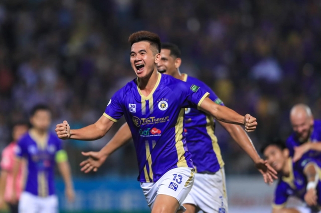 'Đại gia V-League' chi đến chục tỷ đến có được công thần của Hà Nội 323777