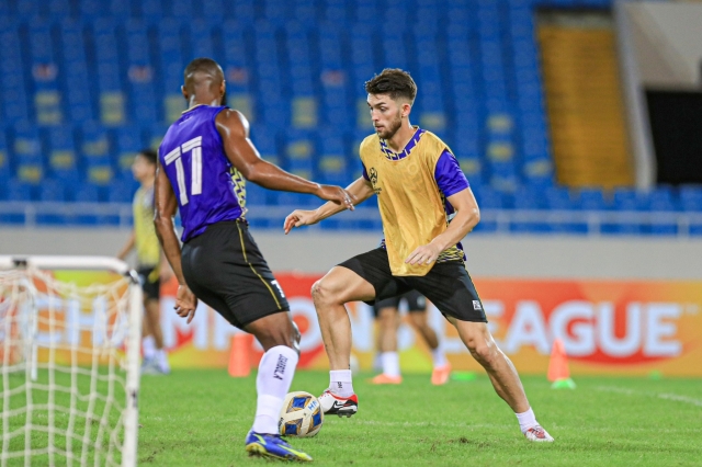 Hà Nội vs Pohang Steelers: Vươn mình ra biển lớn 329403
