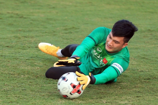 van-hoang-doi-tuyen-dang-viet-nam-1704876698.jpg