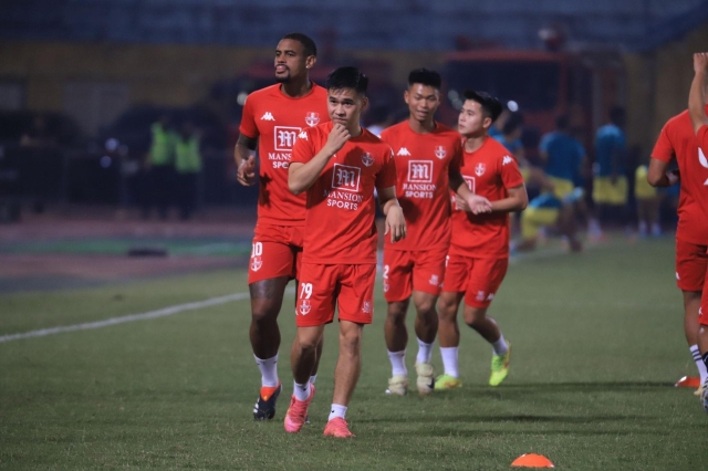 Trực tiếp Hà Nội vs Hải Phòng: Hà Nội tung sao trẻ lạ mặt 554410