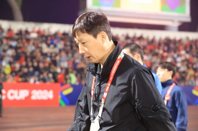 HLV Kim Sang Sik: 'Tôi đặt cược cả sự nghiệp của mình vào AFF Cup 2024'