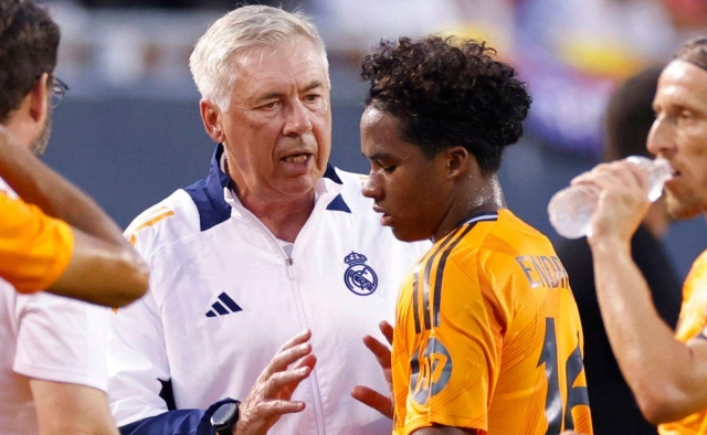 Ancelotti chỉ trích sao Real sau khi thắng nhọc: 'Đây không phải CLB diễn kịch' 625036