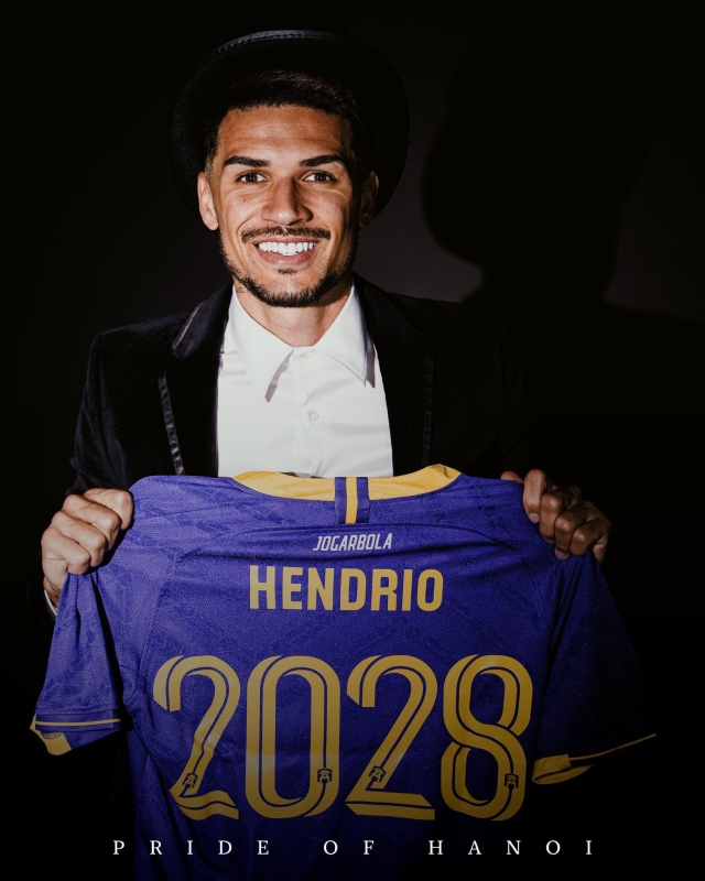 Hendrio so sánh CLB Hà Nội giống Barcelona 634400