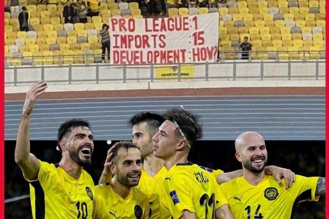 CĐV Malaysia chán nản 649164