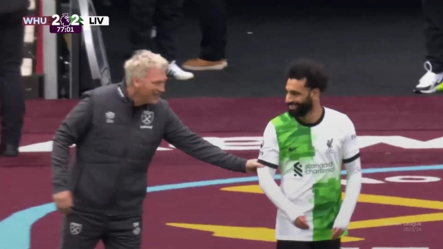 Rộ lý do Salah “bật” Klopp ngay trên sân 453245