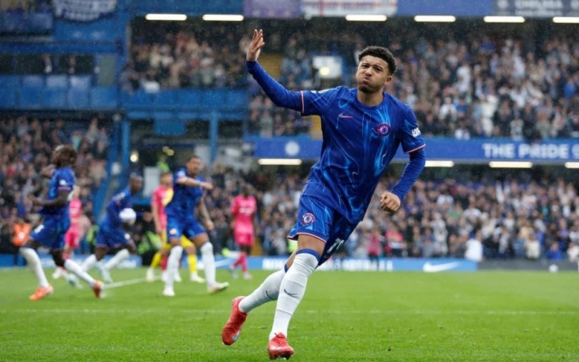 Sancho ức chế khi Chelsea lại không thắng-620072