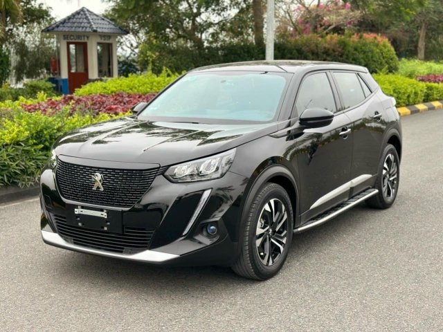 Peugeot 2008 2022 chạy lướt rao bán với mức giá đầy ngỡ ngàng 405555