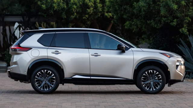 Dù thêm cải tiến đột phá nhưng đây vẫn là lý do khiến doanh số Nissan giảm mạnh 514899