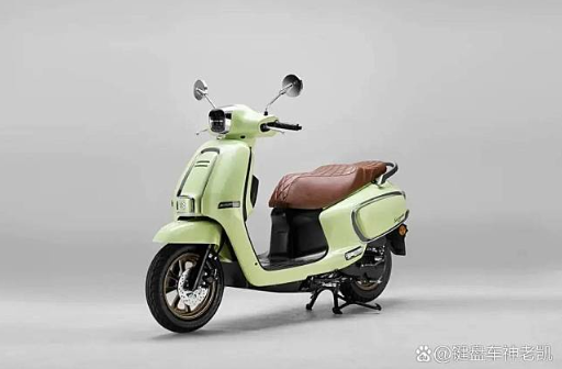 Suzuki rục rịch trình làng mẫu xe máy cạnh tranh Vespa, giá quy đổi chỉ từ 28 triệu đồng 517853