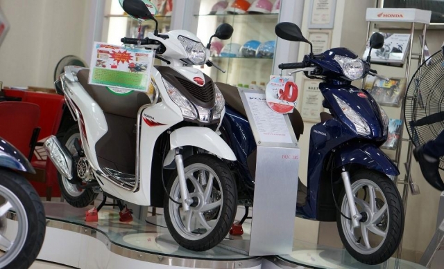 Loạt xe ga Honda chênh giá tới 10 triệu đồng trước thềm năm học mới 517957