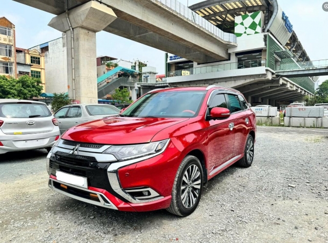 Mitsubishi Outlander 2024 vừa lướt 10.000 km đã vội lên sàn xe cũ 534433